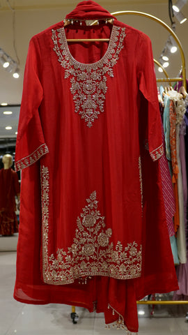 Red cut daana suit set