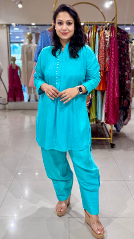 Neelora Farshi Set
