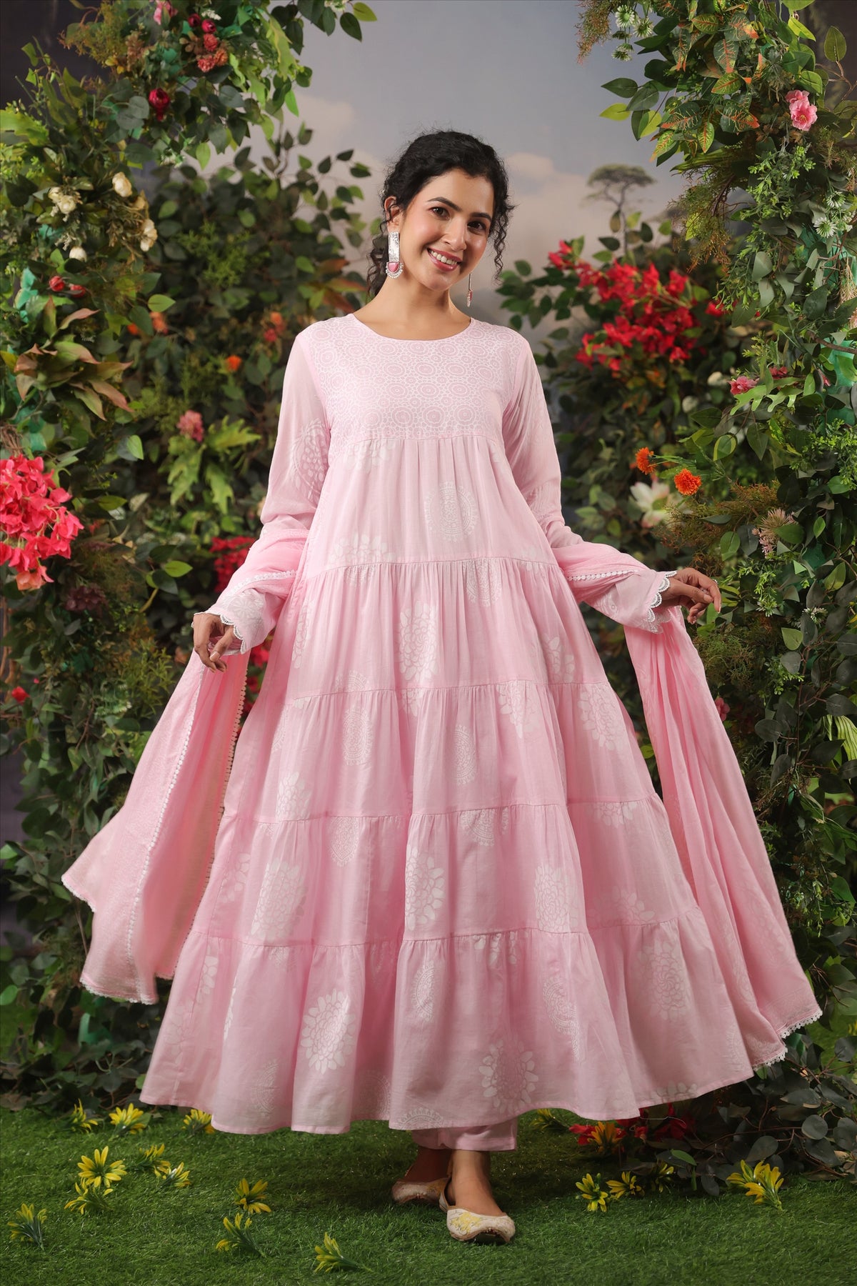 Cotton Anarkali Style Suit in Pink folkcultureclothing Cotton Anarkali Style Suit in Pink folkcultureclothing