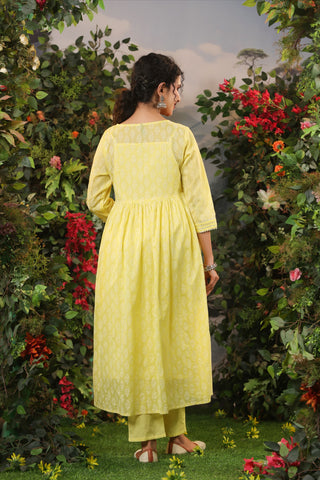 Women Cotton Shrug Suit Set