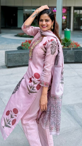 Gulabi Abha