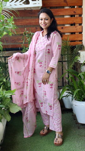 Phoolwari Pink Ensemble