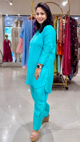 Neelora Farshi Set