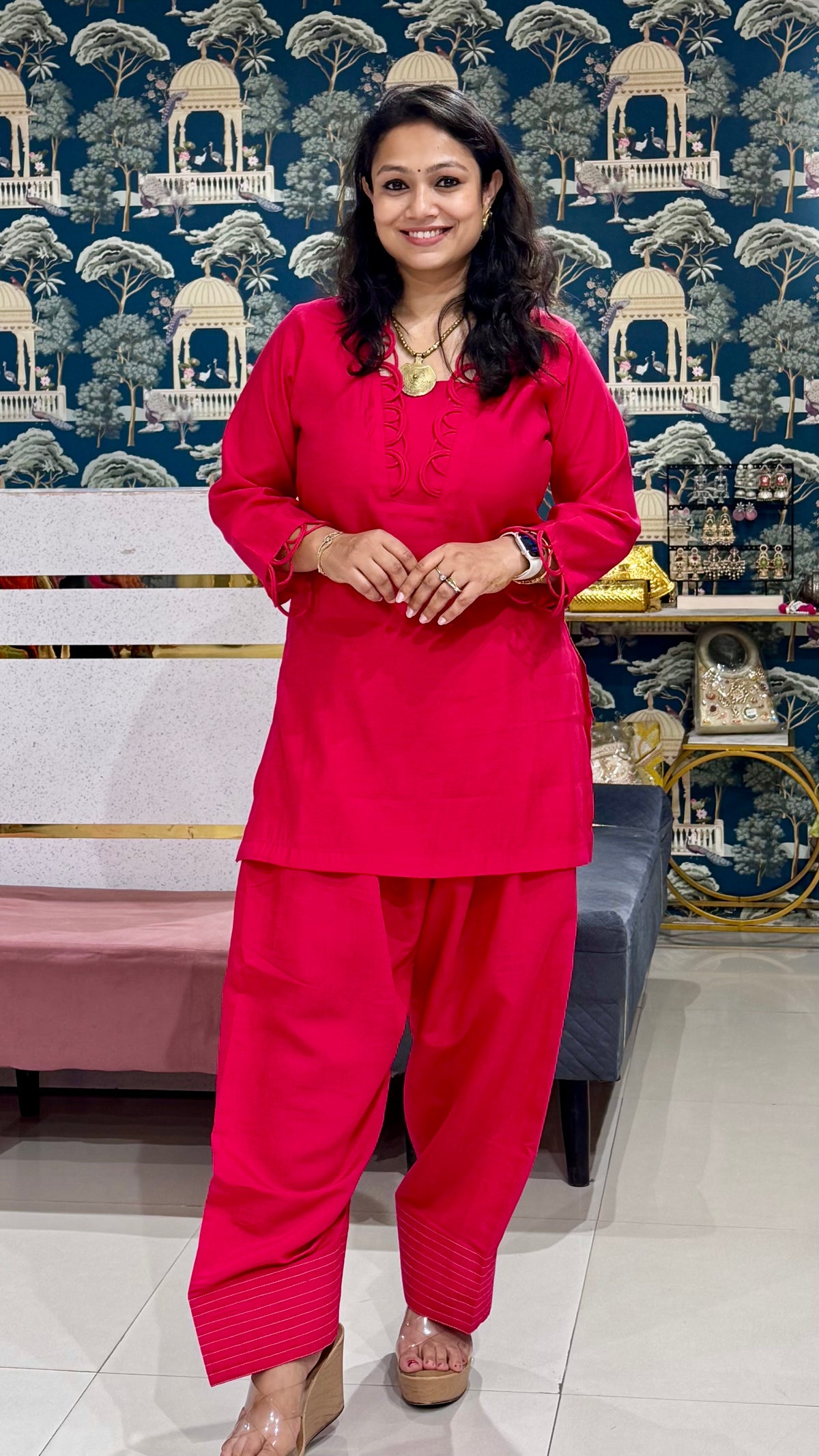Red and orange farshi set
