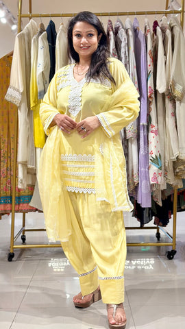 Lace Work Farshi Salwar Suit