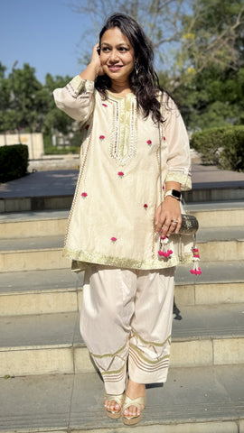 Nazakat Farshi Set