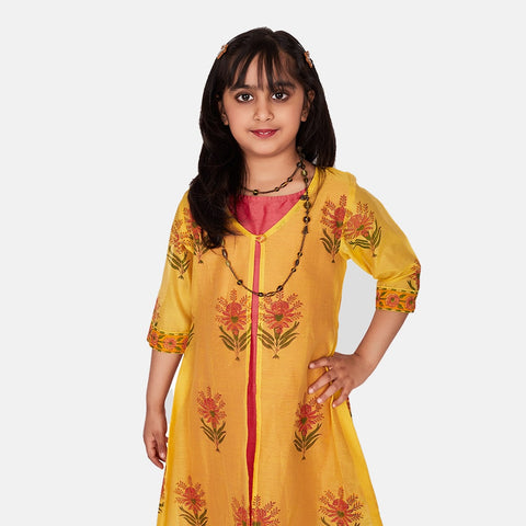 Chanderi Three Piece Kurta Set, Yellow & Carrot Red