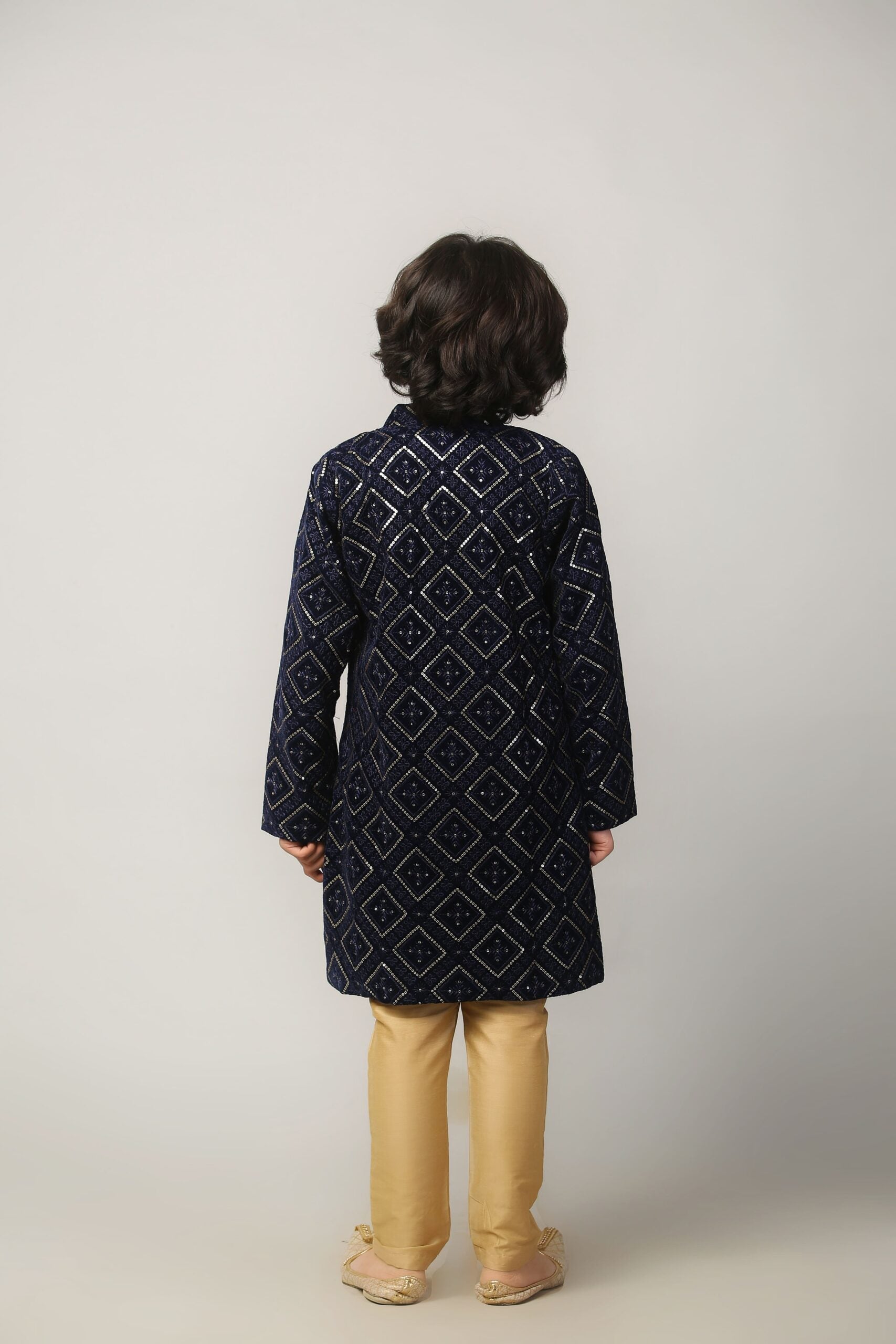 Blue Embroidered velvet Kurta and Silk Pajama Set